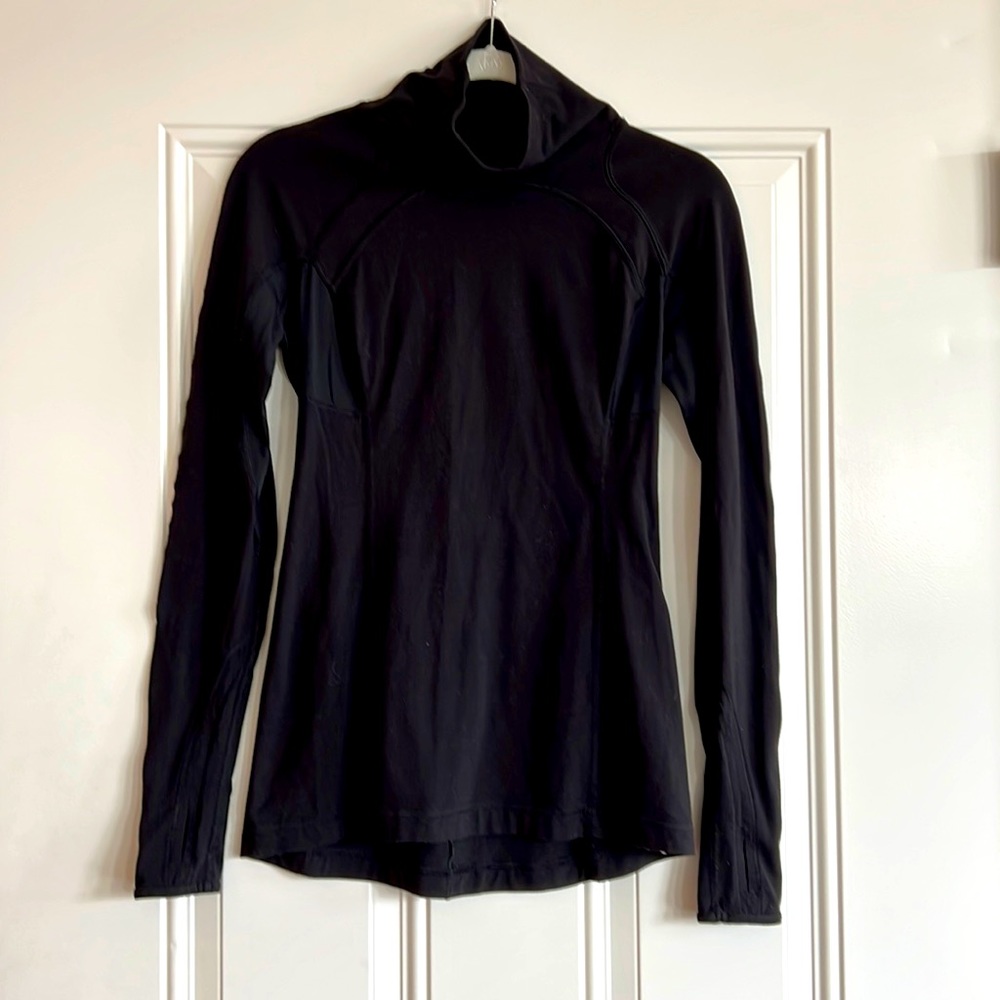Vintage lululemon mock neck warm run long sleeve with reflective lace trim sz 6